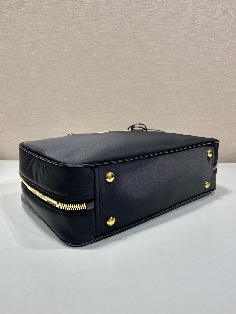 Pra*a top handle bags